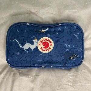 Fjallraven Kanken Travel Wallet with Unique Pattern